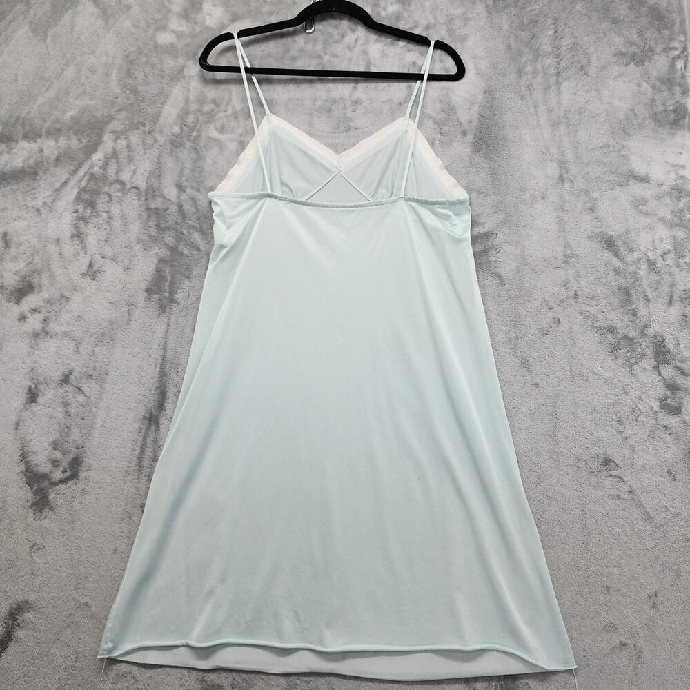 Vintage 60s‎ Petra Fashions Silky Nightgown Size M Baby Blue White Nylon Chemise - Picture 2 of 7